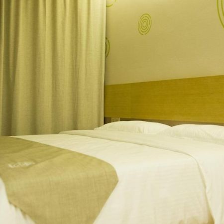 Greentree Inn Nantong Qidong Lvsi Harbour Express Hotel Bagian luar foto